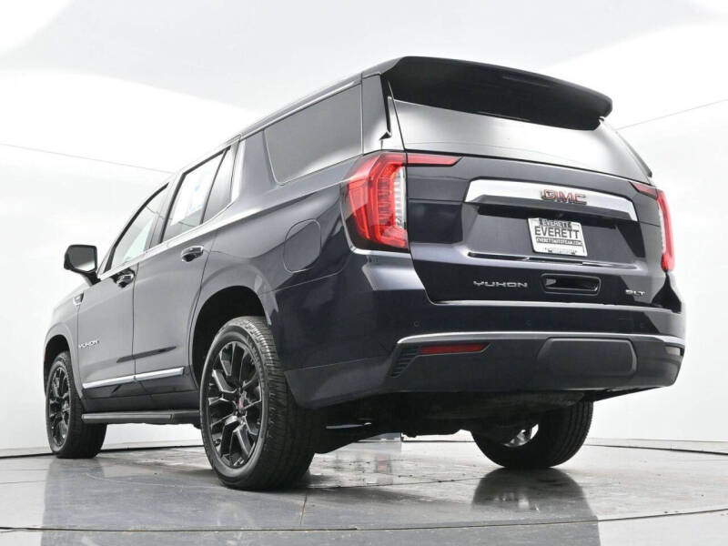 2022 GMC Yukon SLT