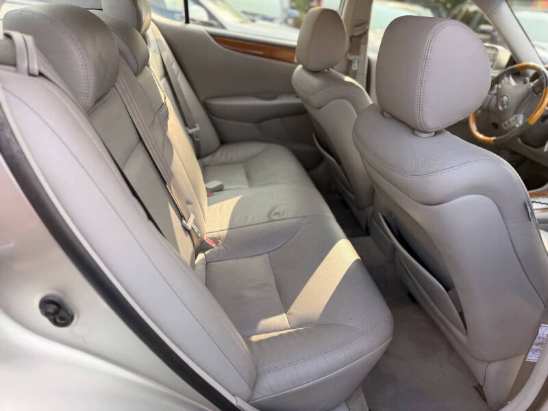 2005 Lexus ES 330