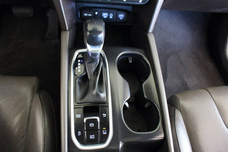 2019 Hyundai Santa Fe Ultimate 2.4L