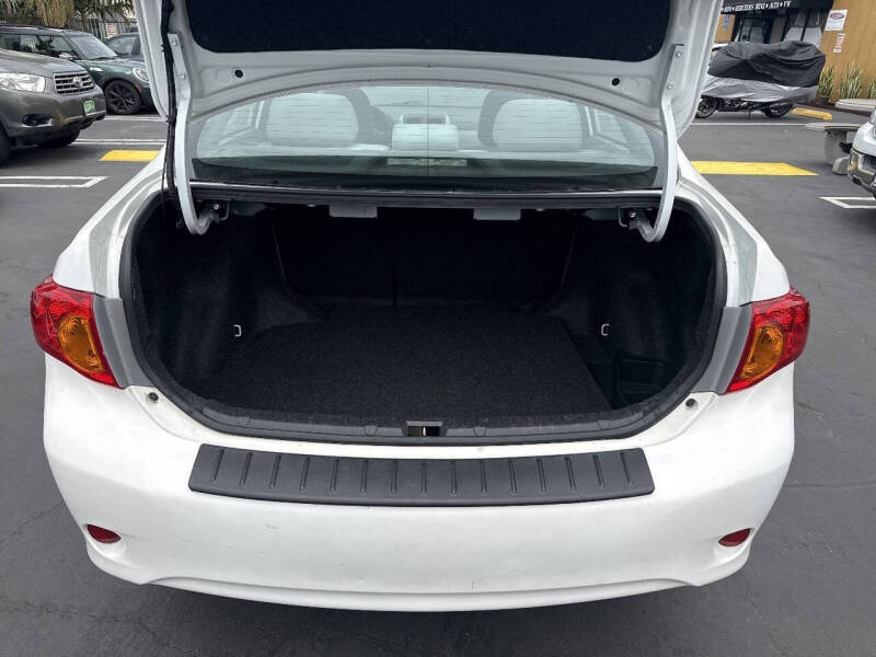2009 Toyota Corolla LE