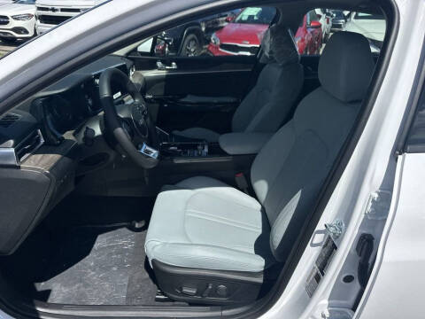 2024 Kia K5 EX