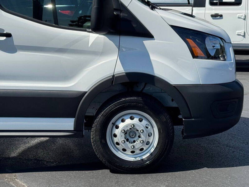 2025 Ford Transit