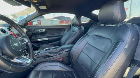 2022 Ford Mustang EcoBoost Premium