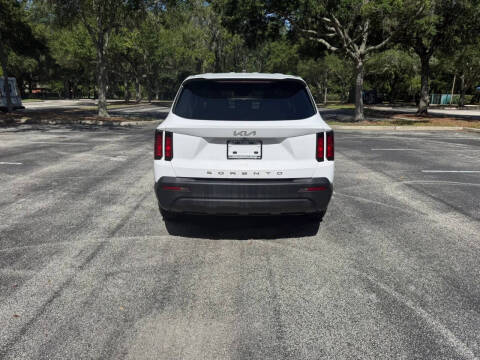 2022 Kia Sorento LX