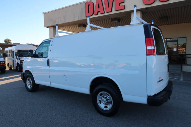 2021 Chevrolet Express 2500