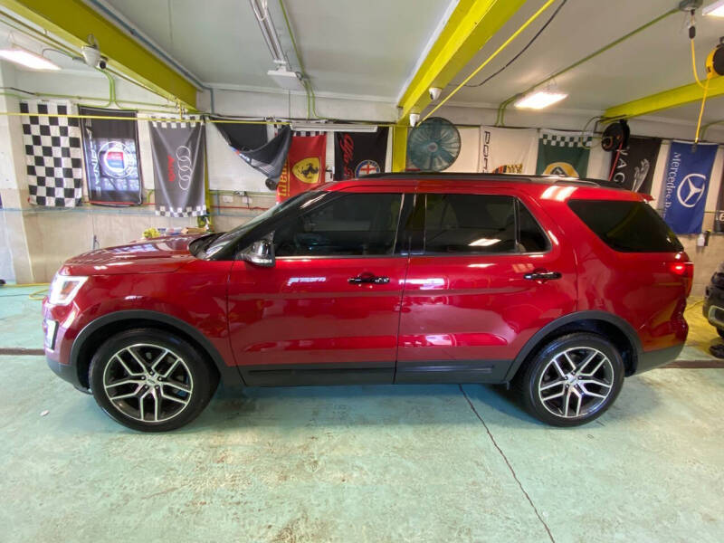 2016 Ford Explorer Sport