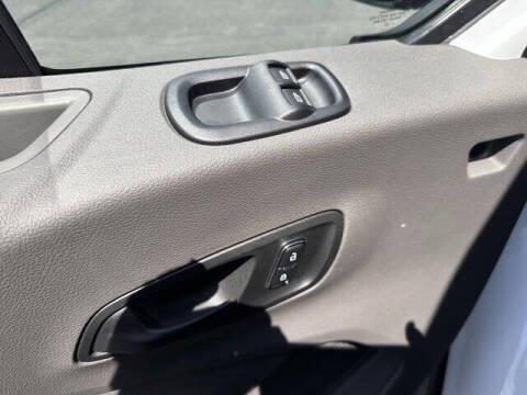 2025 Ford Transit 250