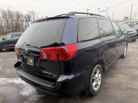 2006 Toyota Sienna XLE 7 Passenger