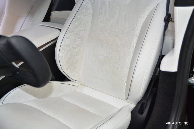 2022 Tesla Model S Plaid