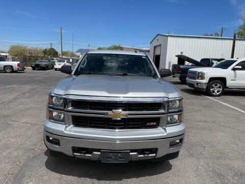 2014 Chevrolet Silverado 1500 for sale at GREAT CHOICE AUTO SALES LLP in Albuquerque NM