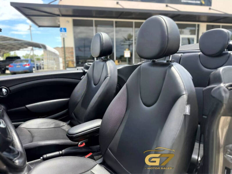 2013 MINI Convertible Cooper