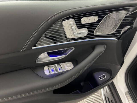 2025 Mercedes-Benz GLS AMG GLS 63