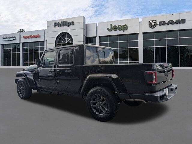 2026 Jeep Gladiator Sport S