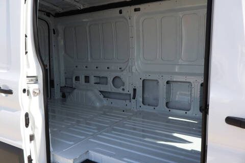 2025 Ford Transit 250