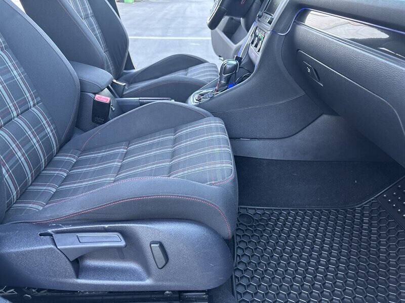 2012 Volkswagen GTI