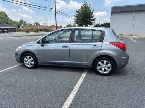 2009 Nissan Versa 1.8 S