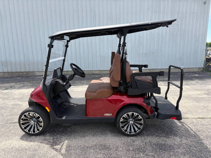 2026 E-Z-GO RXV 4