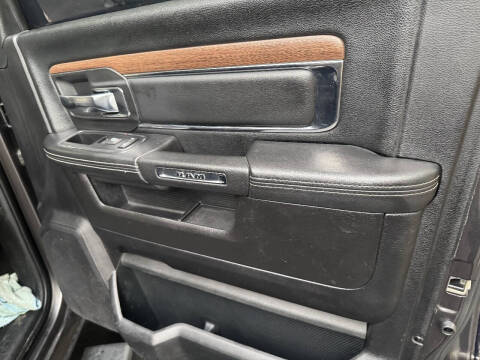 2017 RAM 2500 Laramie