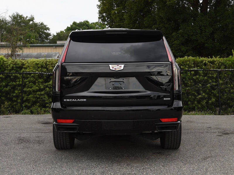 2023 Cadillac Escalade Sport