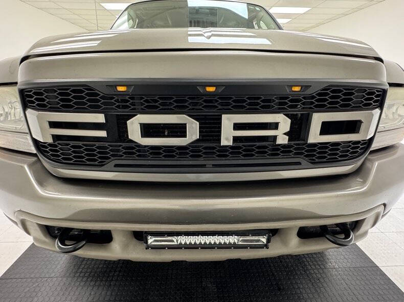 2004 Ford Excursion Limited