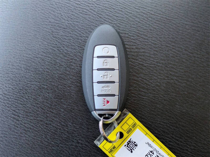 2017 Nissan Armada SL