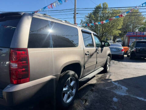 2014 Chevrolet Suburban LS