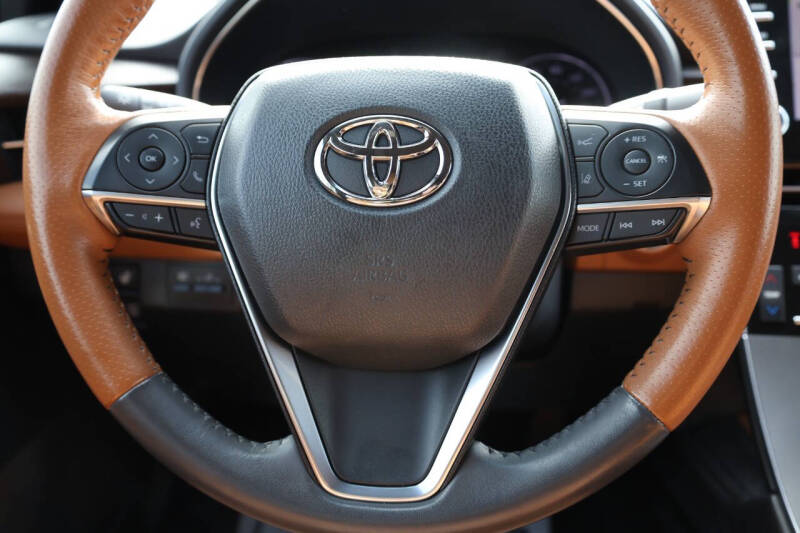 2020 Toyota Avalon Hybrid Limited