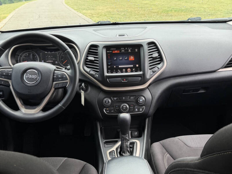 2015 Jeep Cherokee Altitude