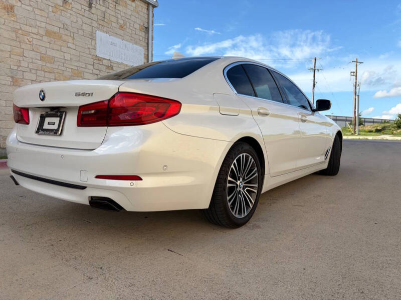2019 BMW 5 Series 540i
