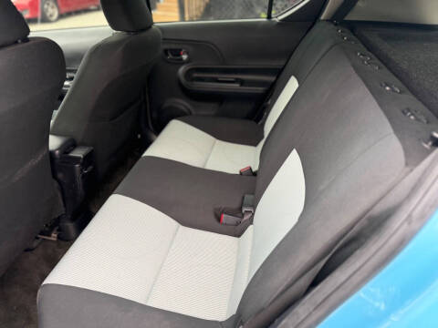 2015 Toyota Prius c Two