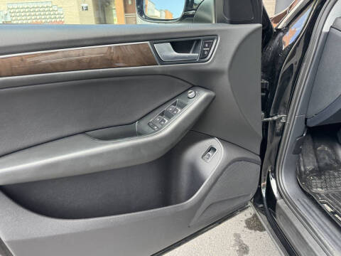 2013 Audi Q5 2.0T quattro Premium