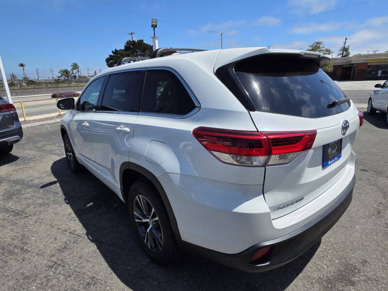 2018 Toyota Highlander LE