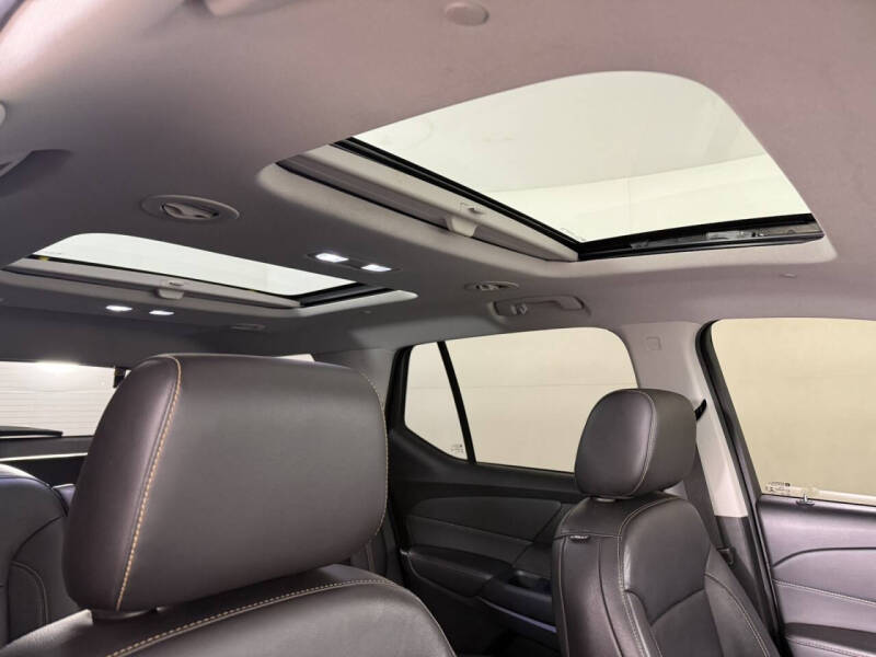 2021 Chevrolet Traverse LT Leather