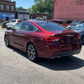 2015 Chrysler 200 C