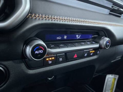 2026 Mazda CX-50 Hybrid Premium