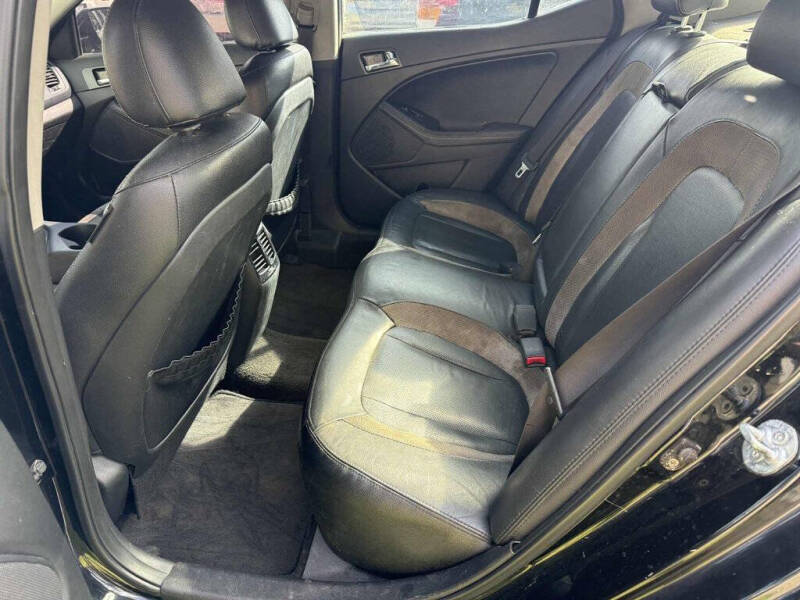 2011 Kia Optima SX Turbo