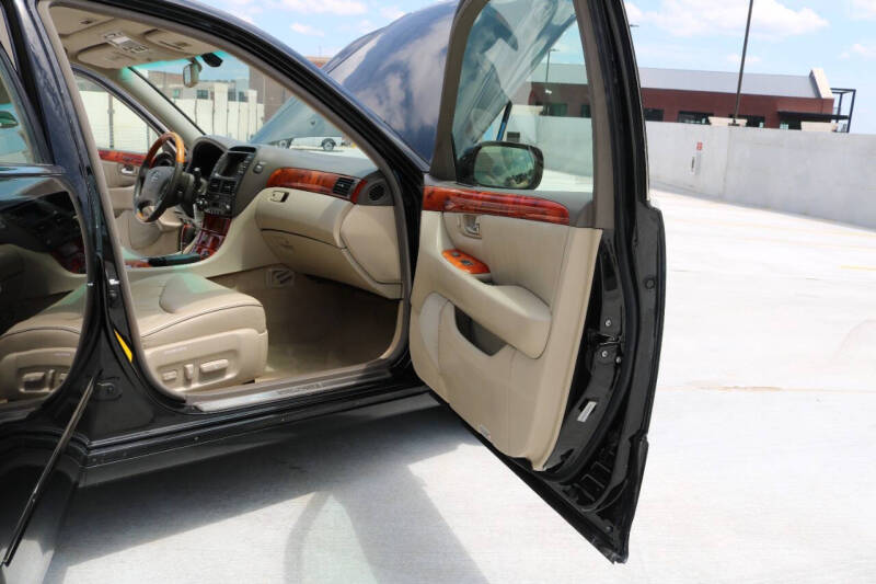 2002 Lexus LS 430