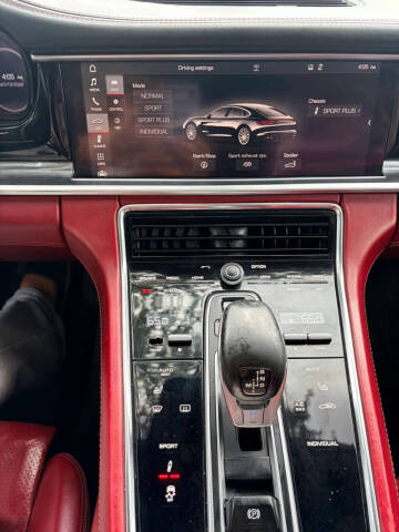 2018 Porsche Panamera
