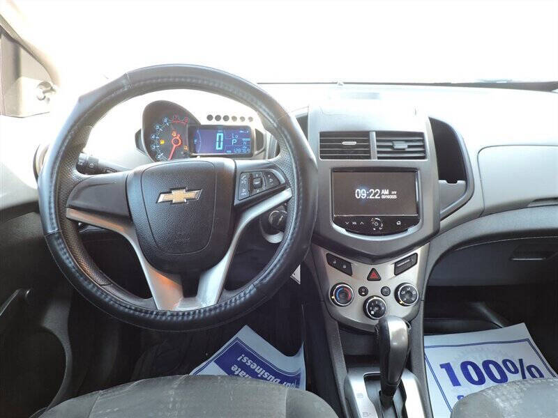2013 Chevrolet Sonic LS Auto
