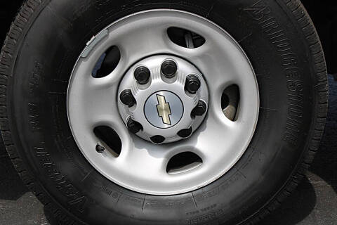 2024 Chevrolet Express 2500