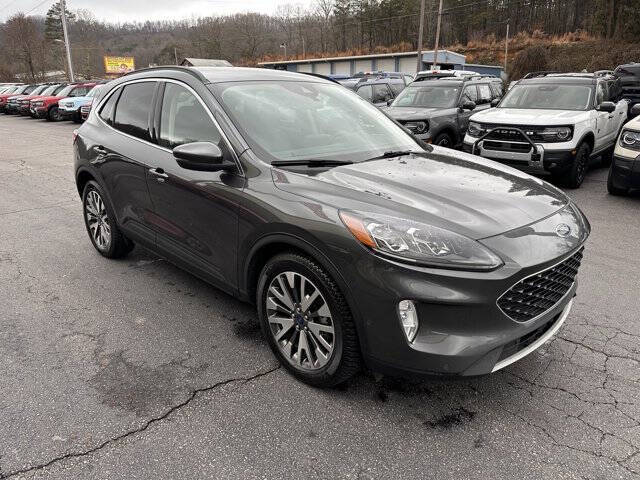 2020 Ford Escape Hybrid Titanium