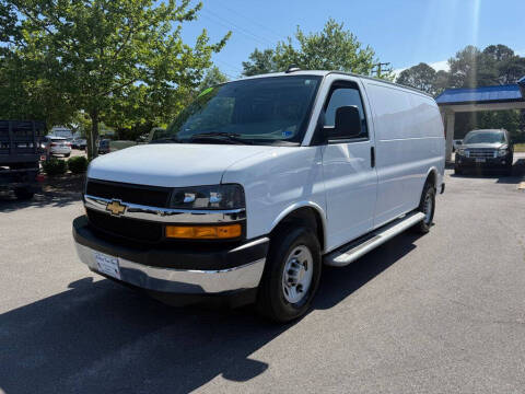 2024 Chevrolet Express 2500