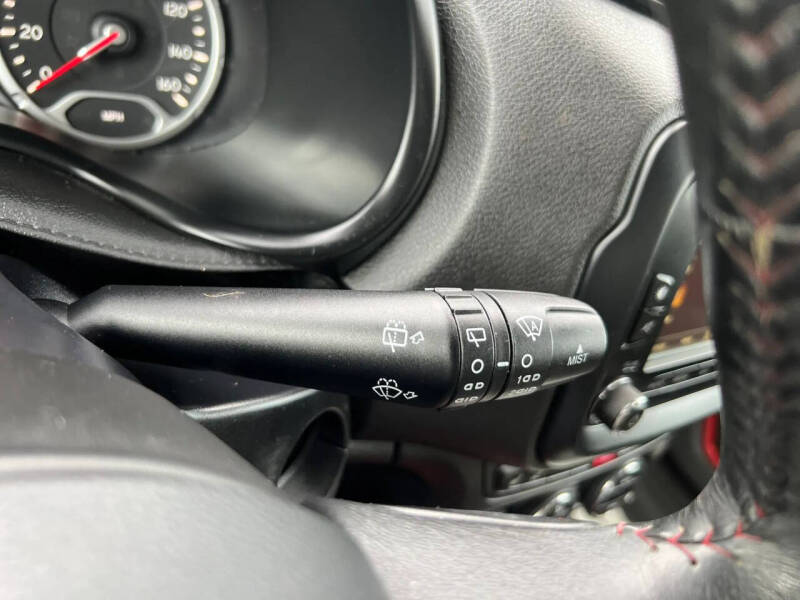 2016 Jeep Renegade Trailhawk