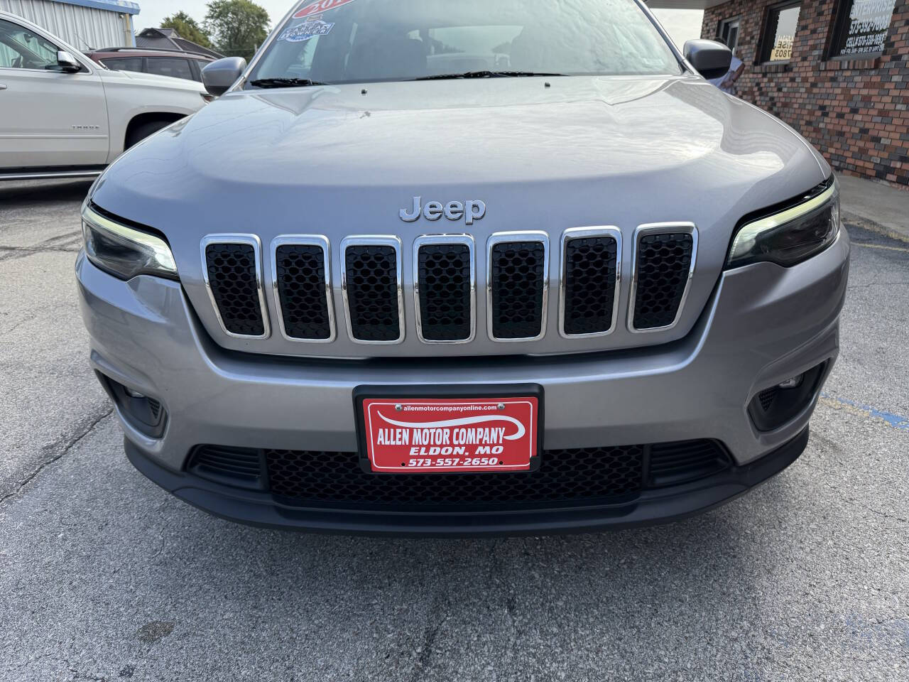 Gray 2019 Jeep Cherokee Latitude Latitude 4dr SUV 2