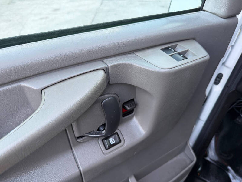 2014 Chevrolet Express 2500