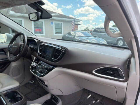 2018 Chrysler Pacifica Touring L