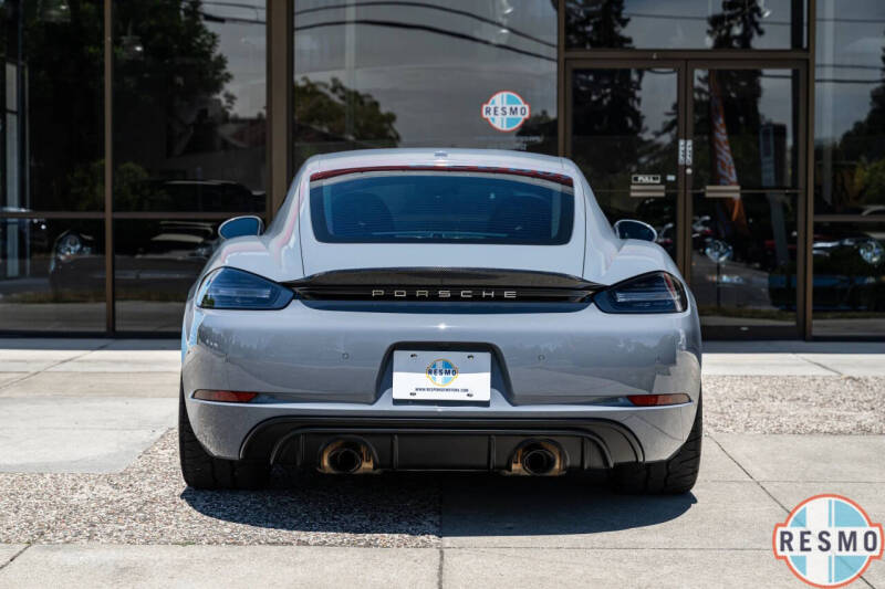2024 Porsche 718 Cayman GTS 4.0