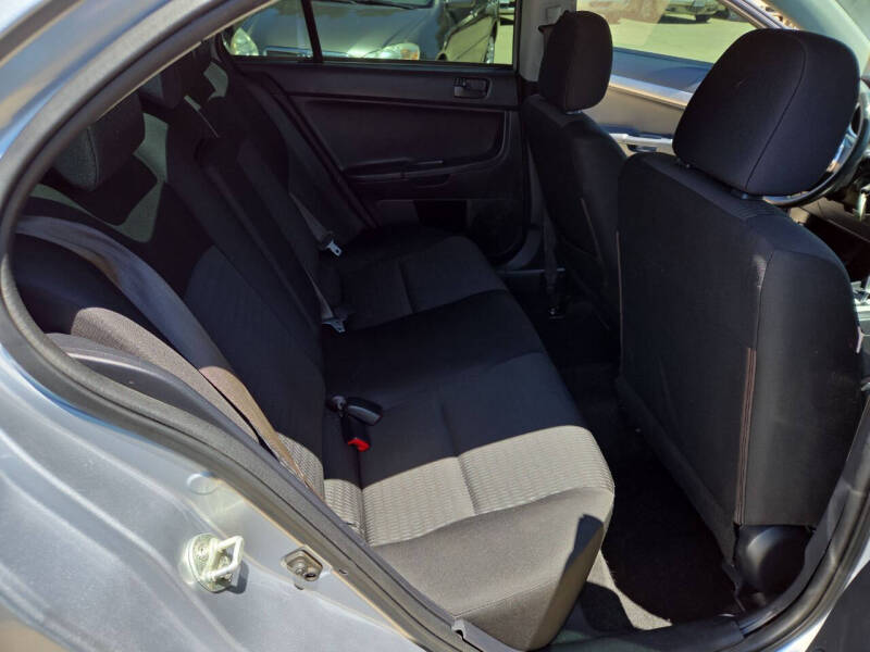 2012 Mitsubishi Lancer SE