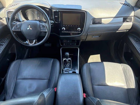 2020 Mitsubishi Outlander SEL