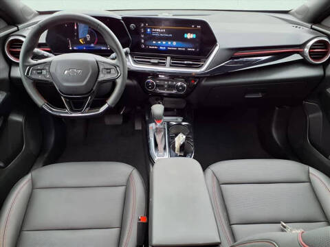 2025 Chevrolet Trax RS